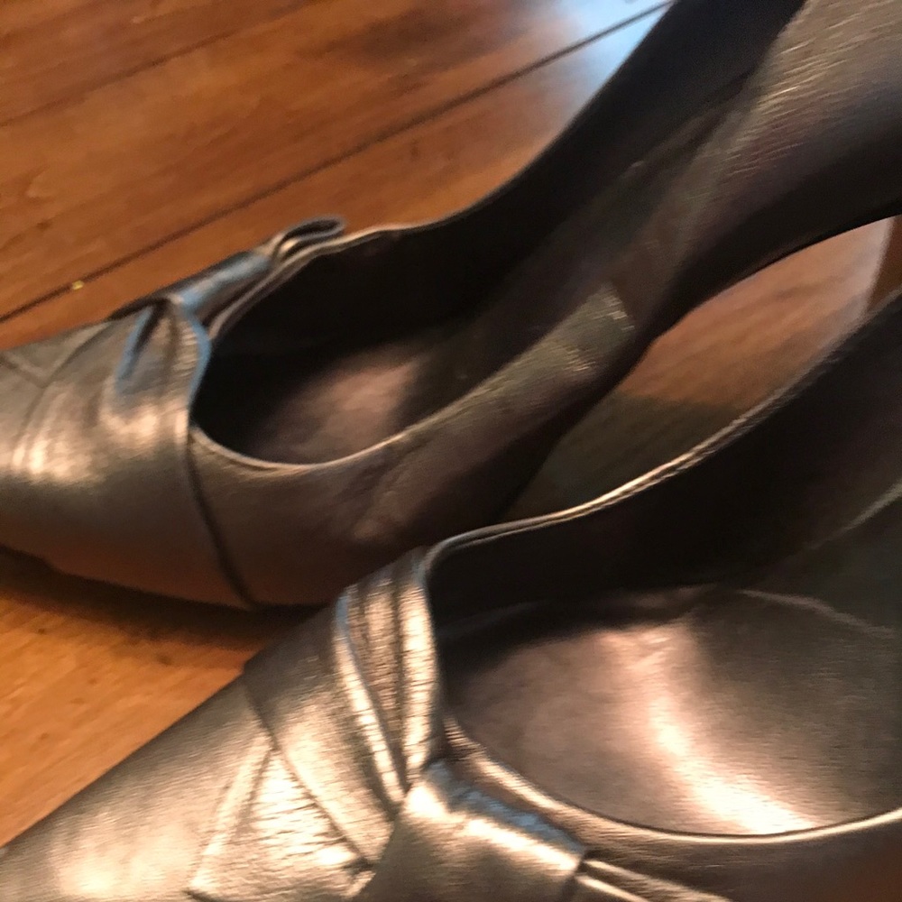 Women's shoes - Picture 2 of 2